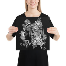 Load image into Gallery viewer, Floral