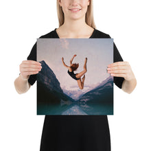 Load image into Gallery viewer, Falling